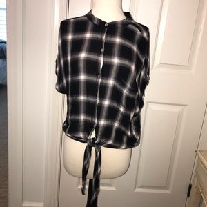 vestique plaid tie up tee